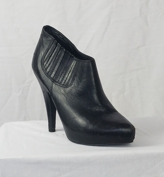 90s Ash Sporty Designer Leather Platform Heel Boots | TheStyleMinr.com