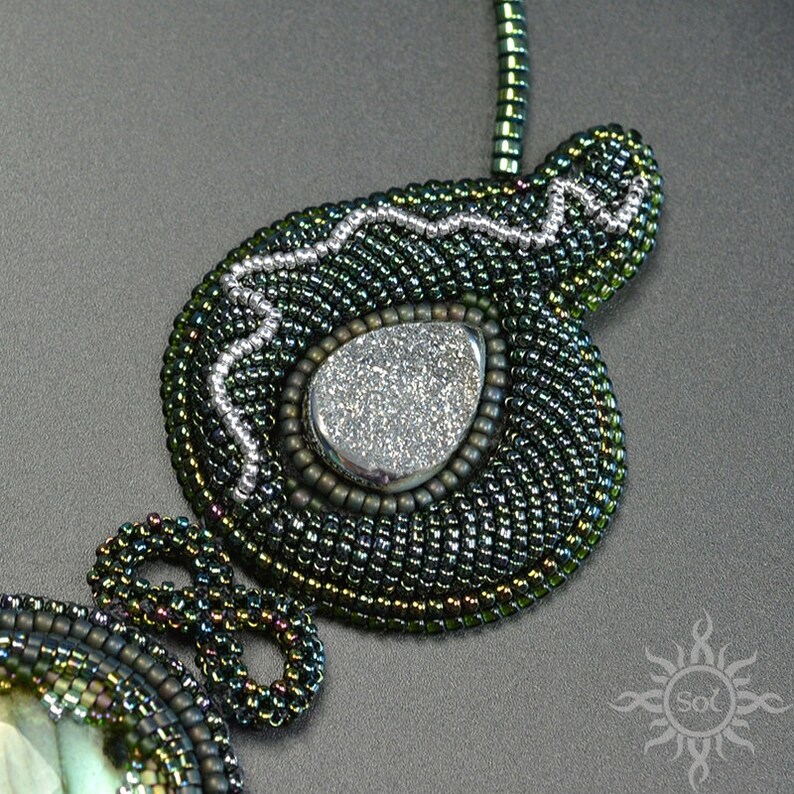 DRUID JEWEL green elvish embroidered necklace with labradorite, aura quartz and hematite beadwork unique OOAK free shipping image 7