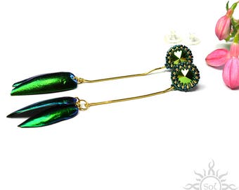 YASHIL - iridescent emerald green stud beaded earrings with toho seeds, Swarovski crystals and elytra beetle wings; handcrafted, unique