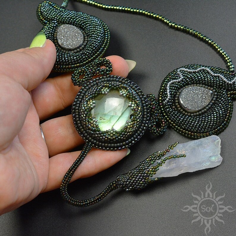 DRUID JEWEL green elvish embroidered necklace with labradorite, aura quartz and hematite beadwork unique OOAK free shipping image 10