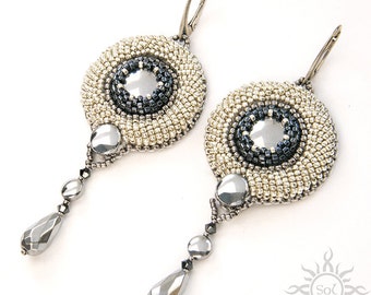 CELEVON - brincos românticos bordados em prata com hematita e cristais Swarovski em prata de lei; jóias artesanais, presente artesanal