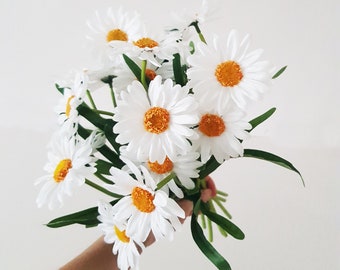 10 White Daisy Branches, White Wildflowers, Silk Flowers Bouquet, Artificial Flowers Bouquets white blossoms Simulation Flower Home Party