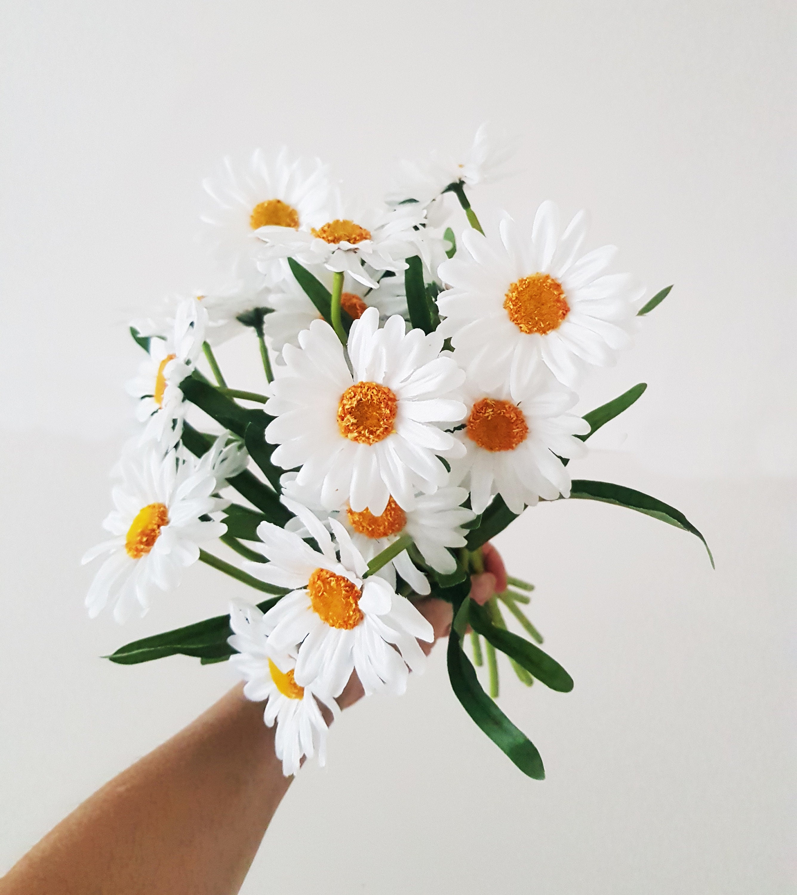 10 ramas de margaritas blancas, flores silvestres blancas, ramo de flores de  seda, ramos de flores artificiales flores blancas simulación flor fiesta en  casa -  España