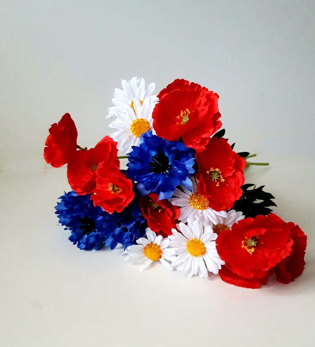 1 Stem of Americana Patriotic Flower Stems Red White Blue Flowers ...