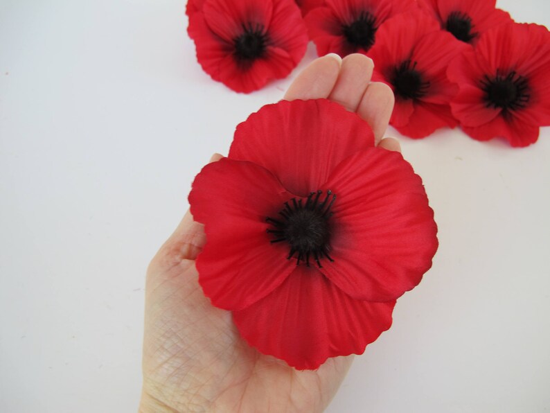 50 Red Poppies Silk Artificial Flowers Silk Fabric Poppy Black Etsy