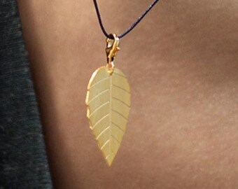 Necklace Gold Leaf Little Leaf Brugmansia Angel&#39;s Trumpet Yellow Gold Individual Gift for Her