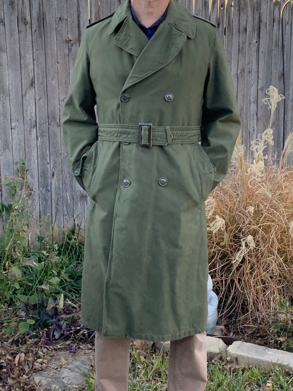 Vietnam Army Overcoat w/ removable liner, Size Sma