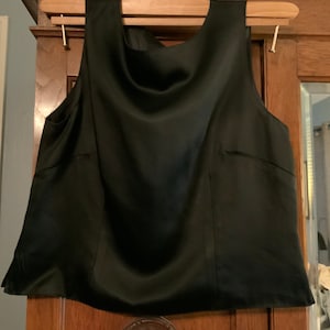 Vintage Gap Black U- shaped crop top/ dress overlay
