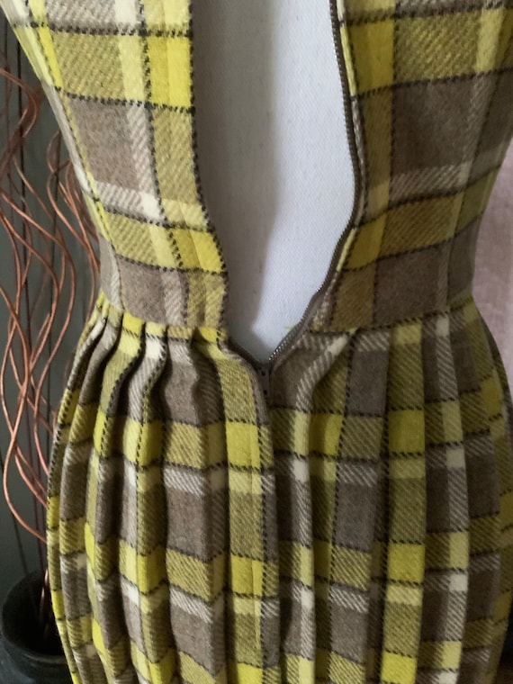 1960s brown and yellow  Wool Dress with Pleats - image 6