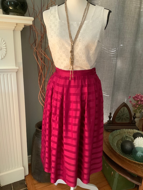 80s Prophecy Pleated Fuschia Skirt