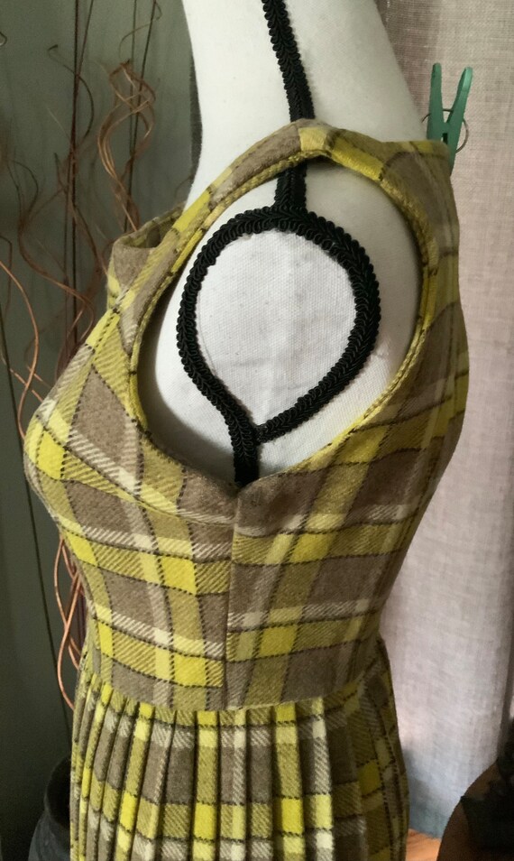 1960s brown and yellow  Wool Dress with Pleats - image 3