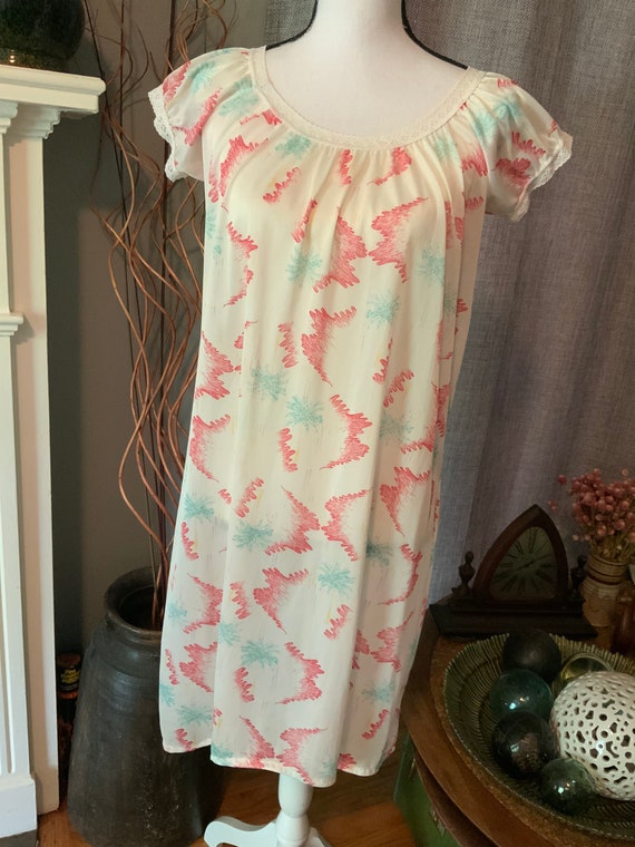 Vintage multi-colored night gown - image 4