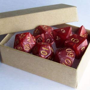 D &D Dobbelsteen Set Magneten -- Gemarmerde Robijn