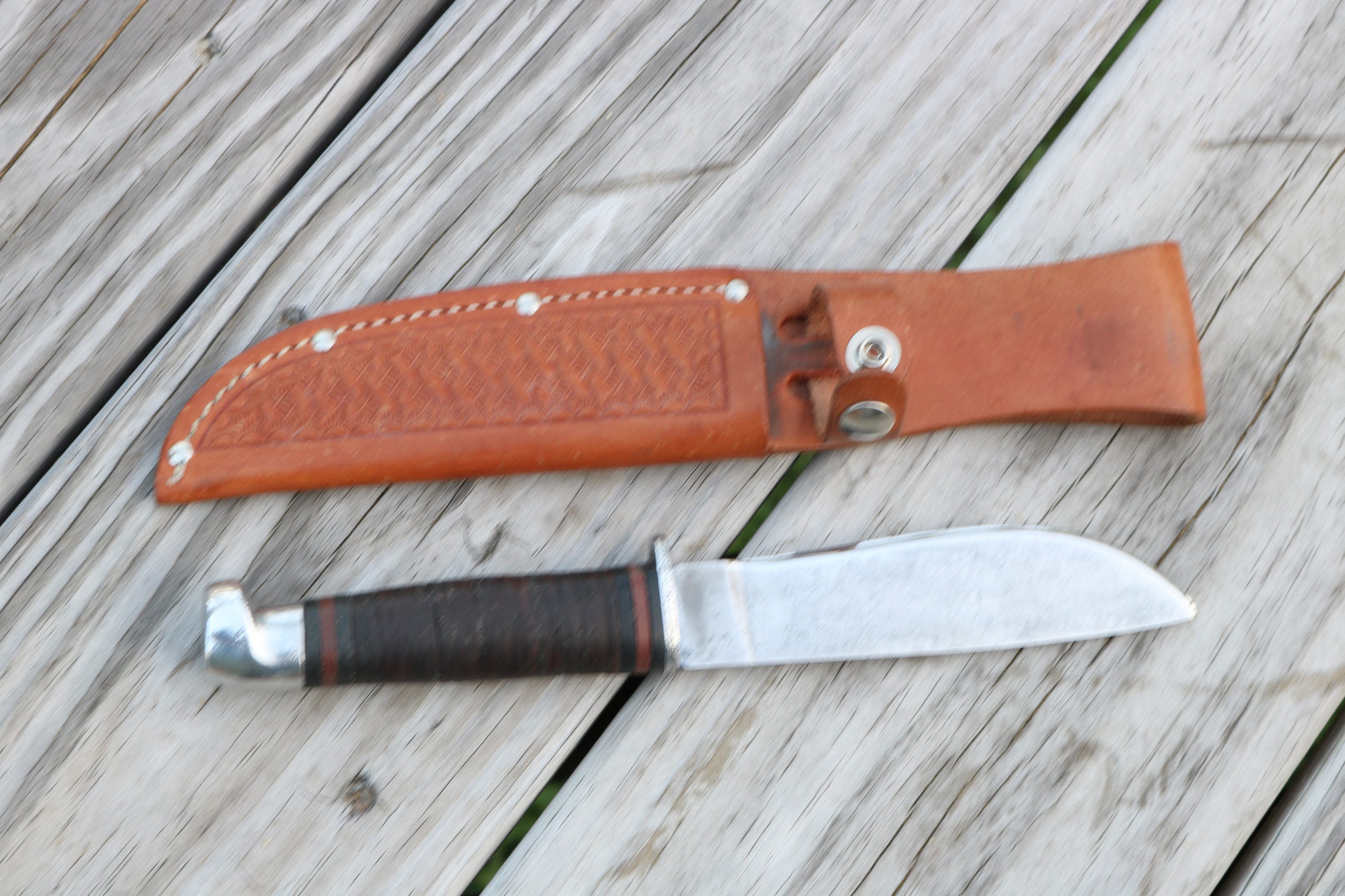 Vintage fixed blade knife