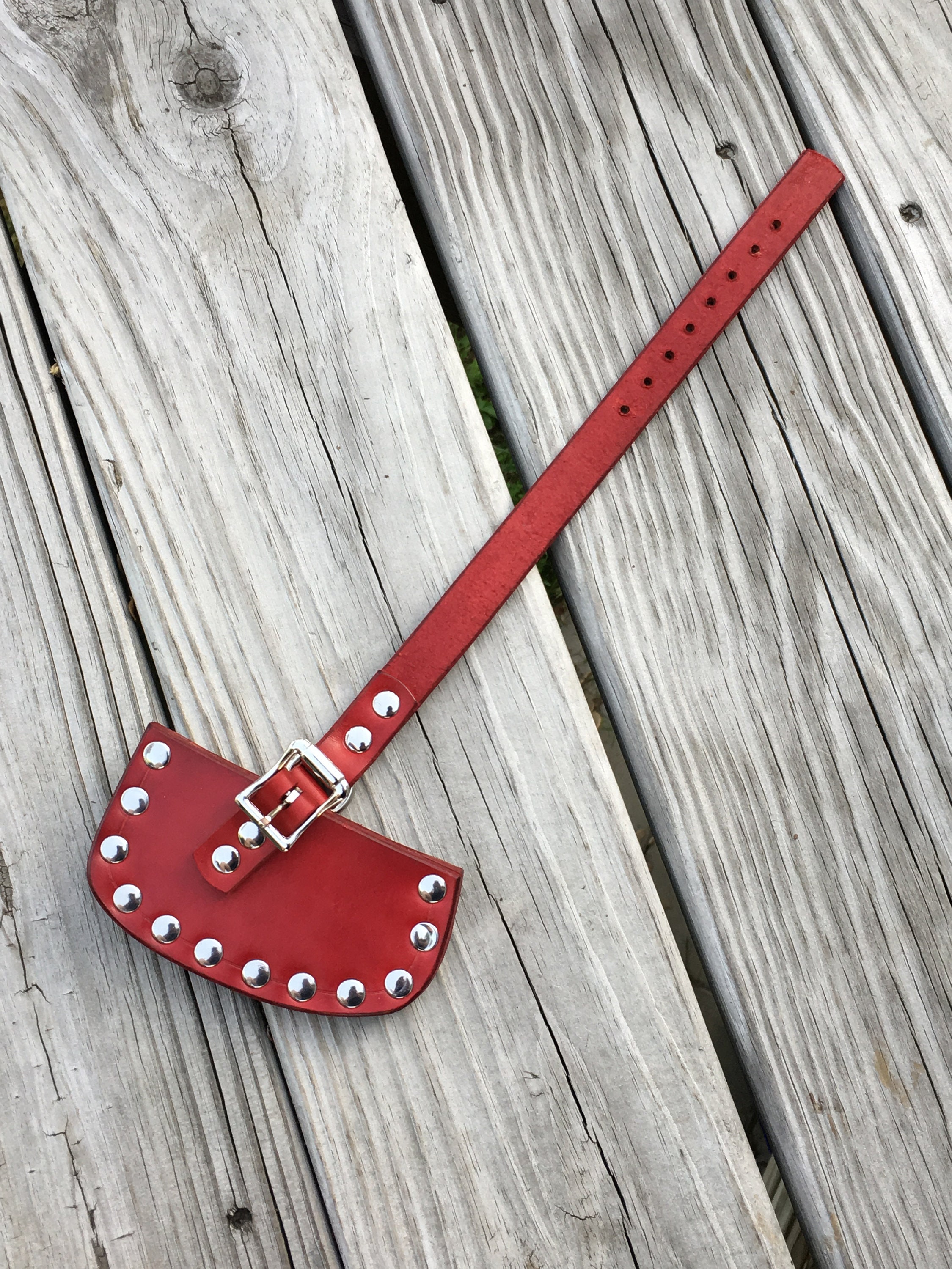 Handmade leather axe/hatchet sheath