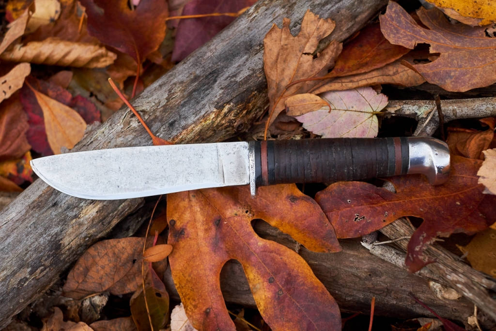 Vintage fixed blade knife