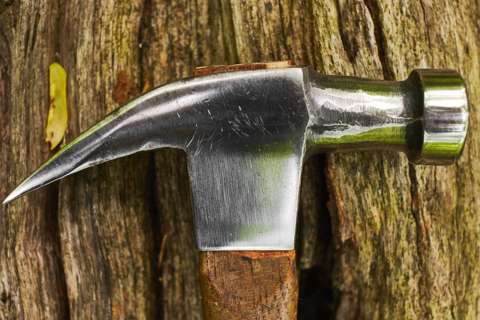 Vintage Germantown claw hammer on original factory handle