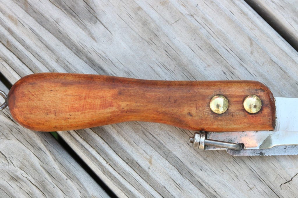 butcher knife bone saw