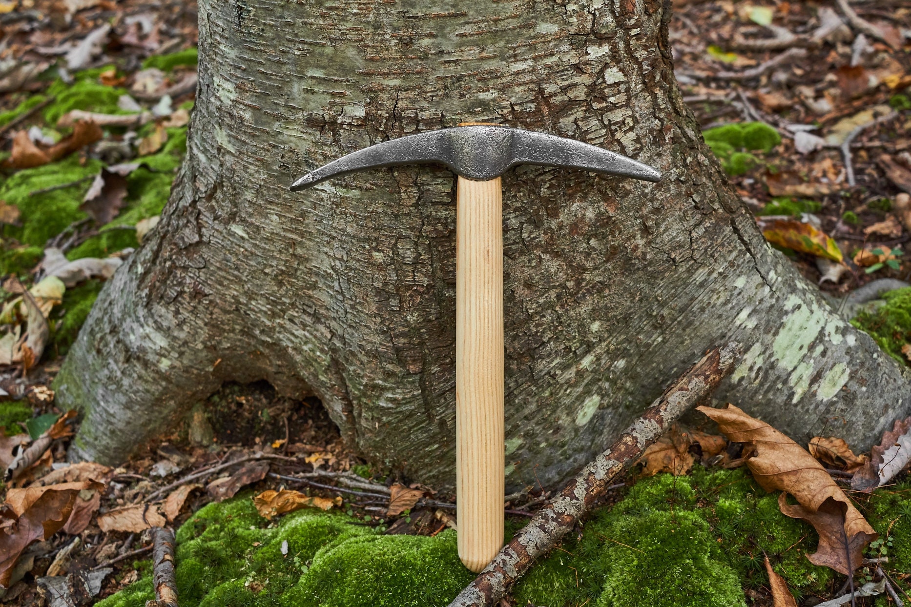 Vintage hand pick with new American Hickory handle