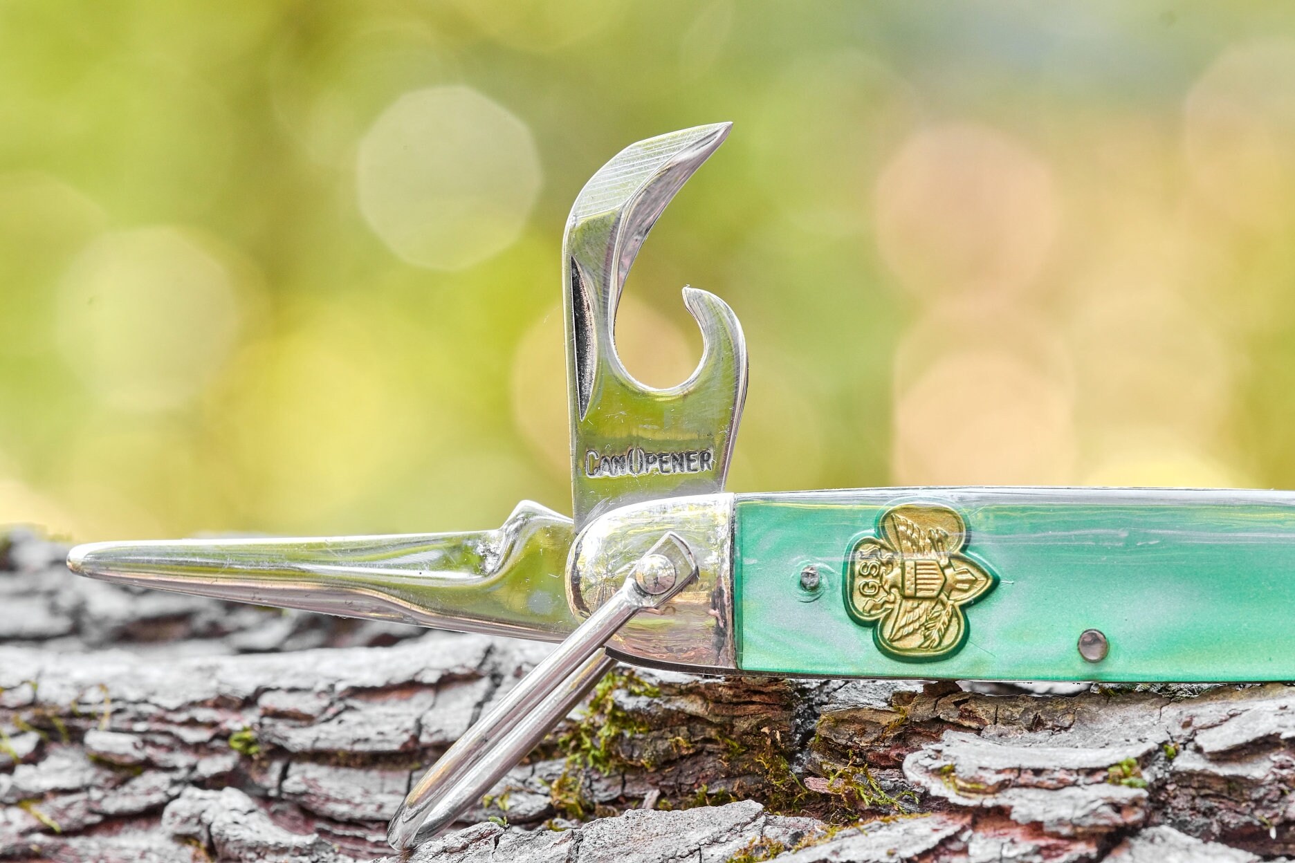 Girl Scout Pocket knife by Kutmaster