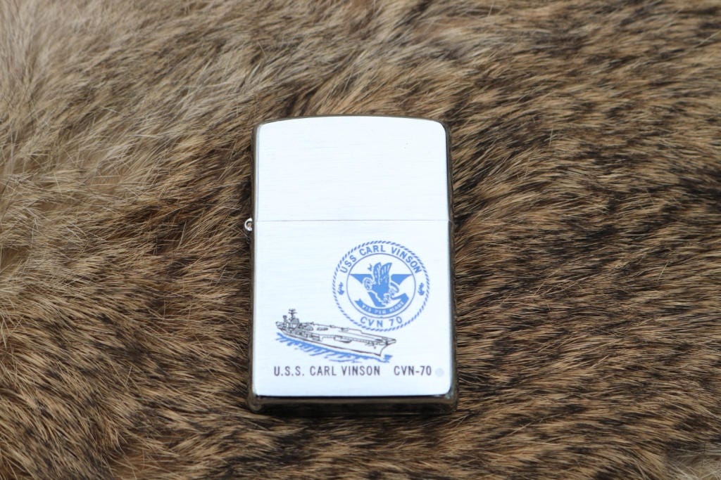 その他 Zippo U.S.S. Carl Vinson (CVN-70) USS Carl Vinson (CVN-70) Aircraft Carrier Zippo MIB Brushed