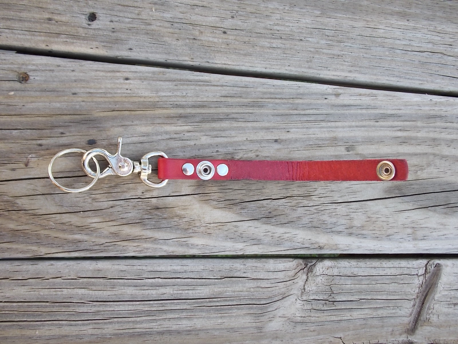 Handmade leather keychain with heavy duty swivel snap and key ring