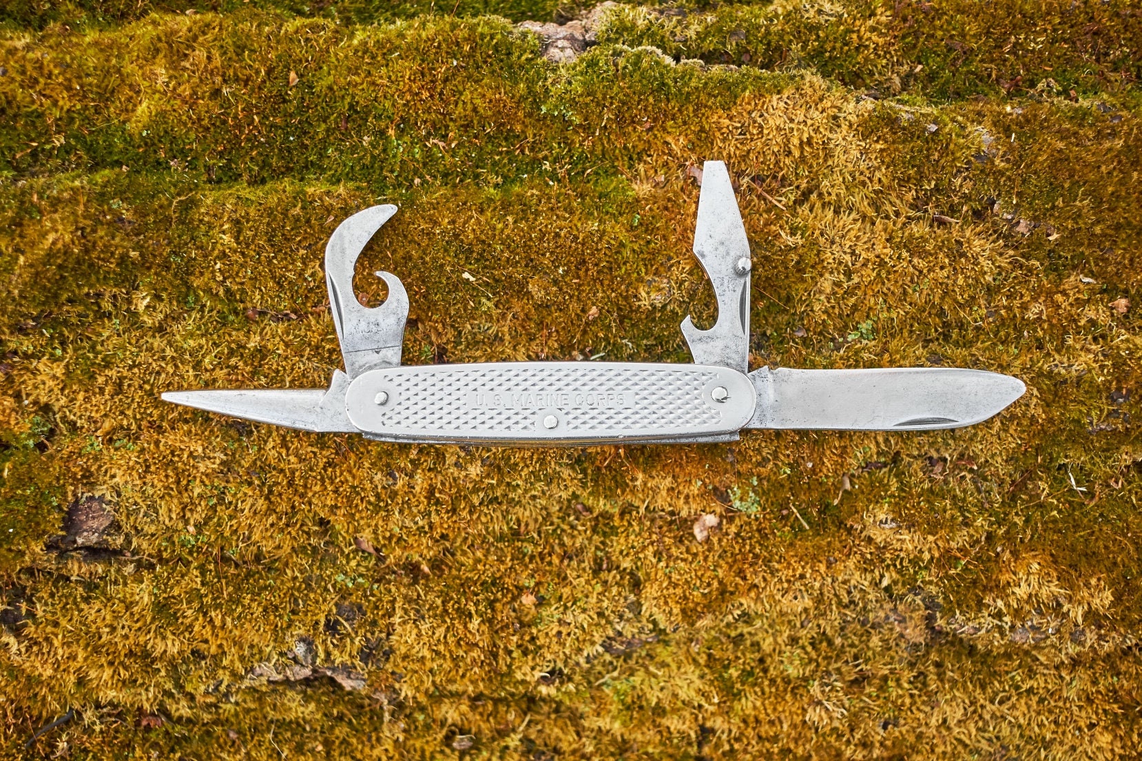 Marine Corps pocket knife