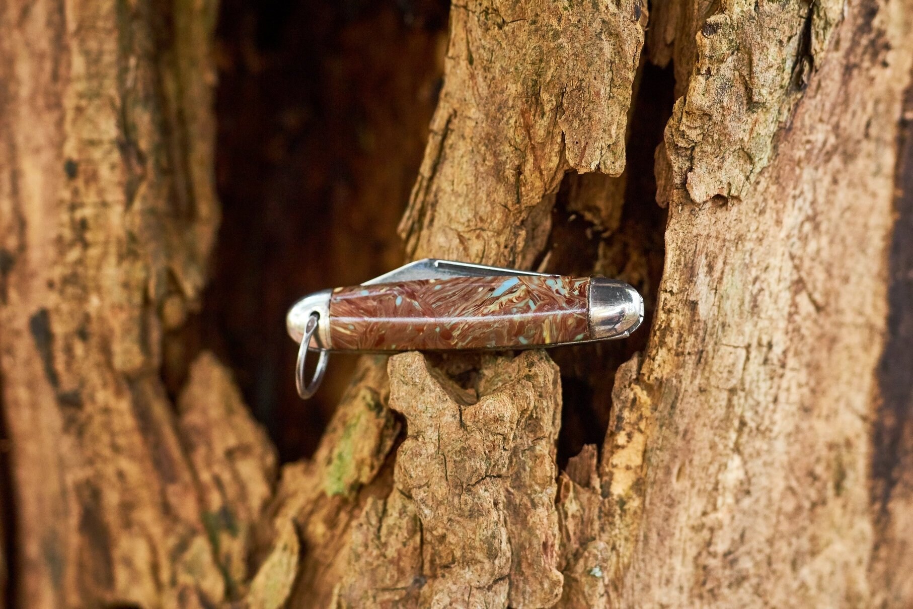 Vintage Hammer pocket knife with rare colors