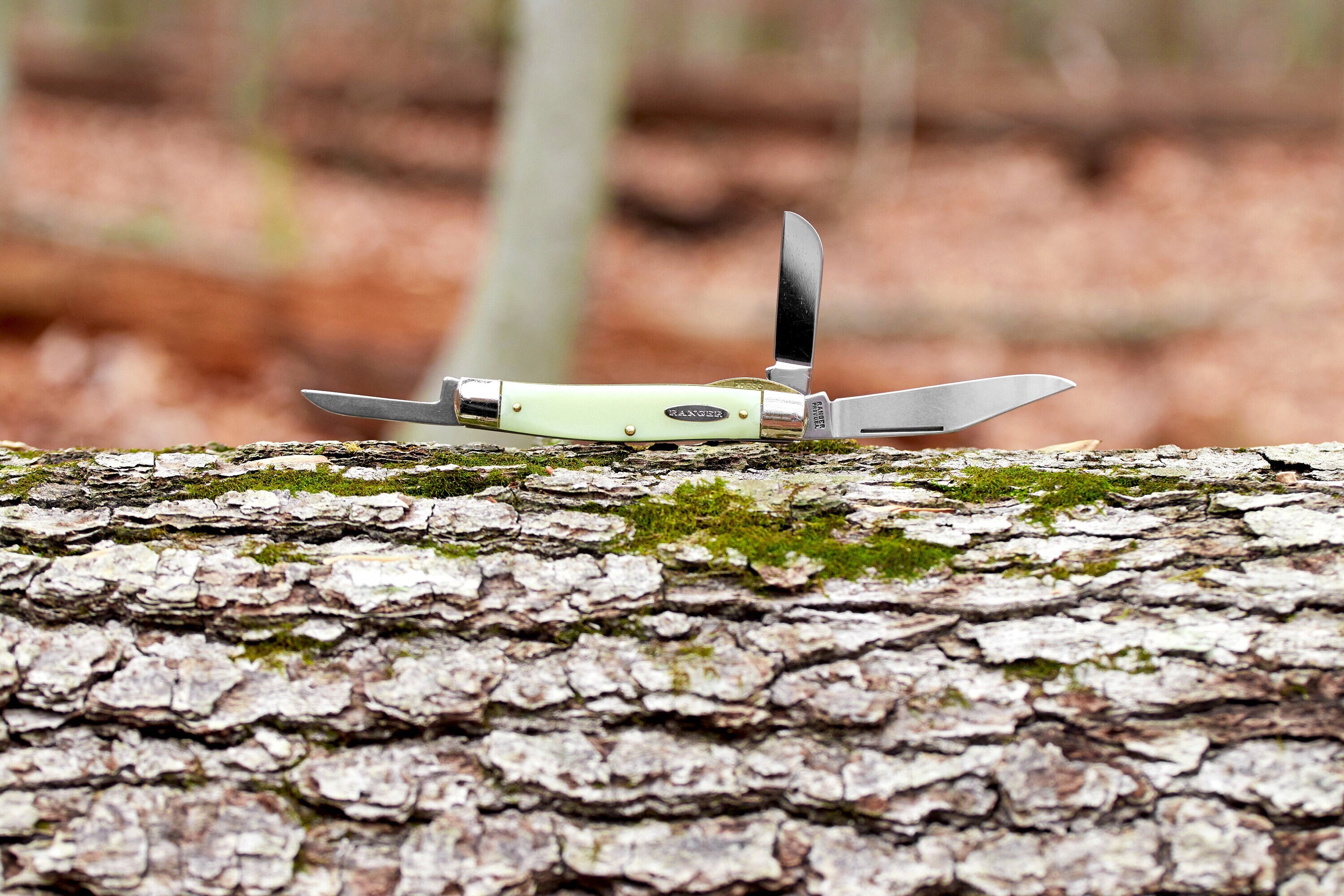 Colonial Ranger Pocket Knife Glow in the Dark