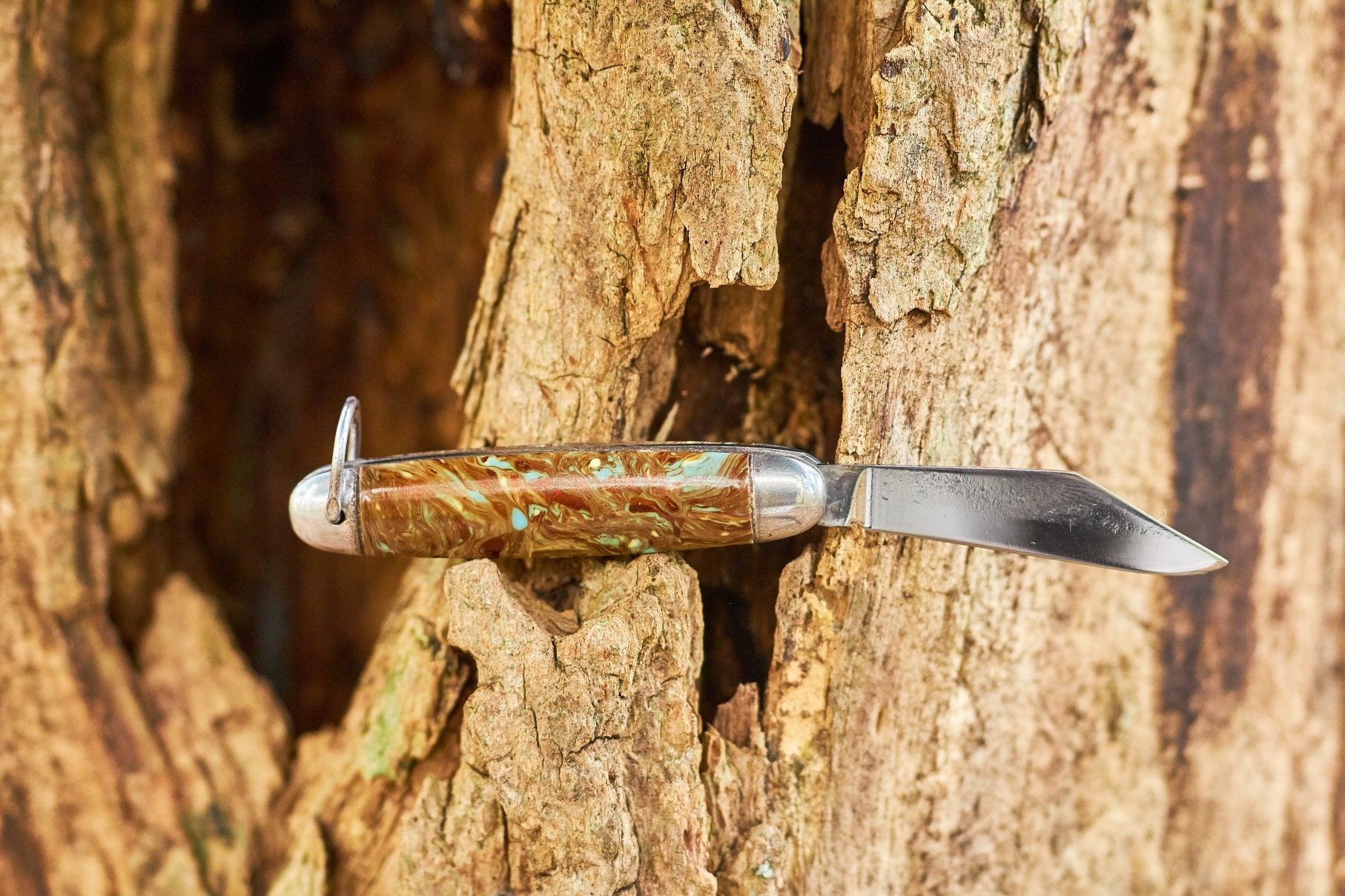 Vintage Hammer pocket knife with rare colors