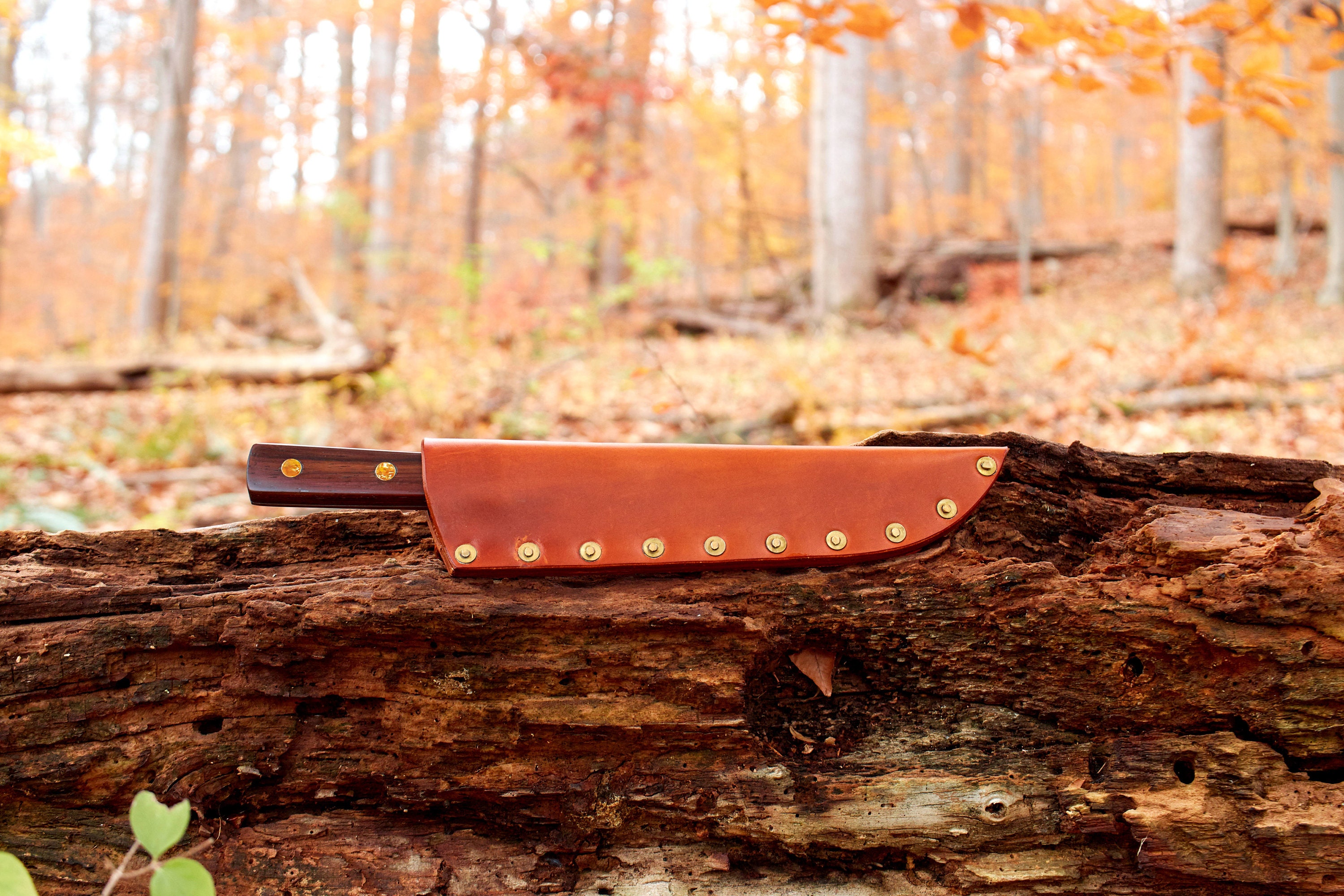 Vintage Bushcraft knife with leather sheath
