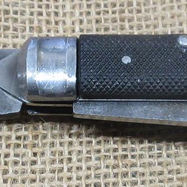 Laughing Coyote Knives Vintage Visconti Canzo Italian Military Folder