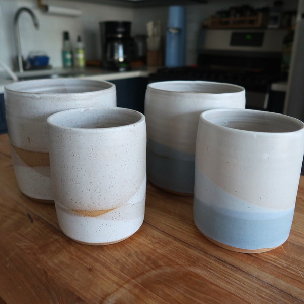 Soporte para utensilios entrecruzados - Vasija de cerámica hecha a mano - Opciones de color y tamaño