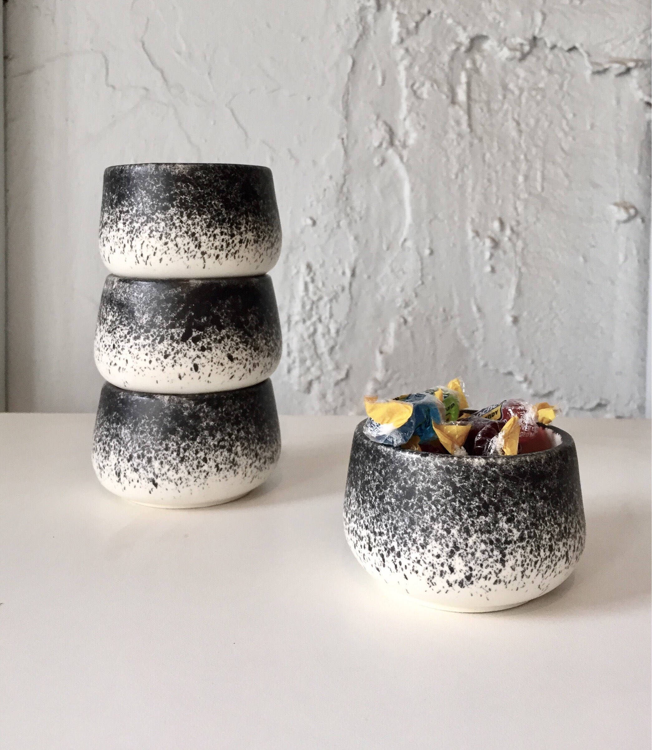 ceramic ramekin multipurpose dishkitchenware White and black set of