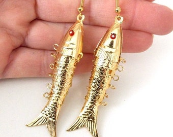 Vintage 80's Gold Tone Articulated Fish Earrings