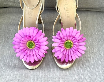 Lilac Gerbera Flower Shoe Clips