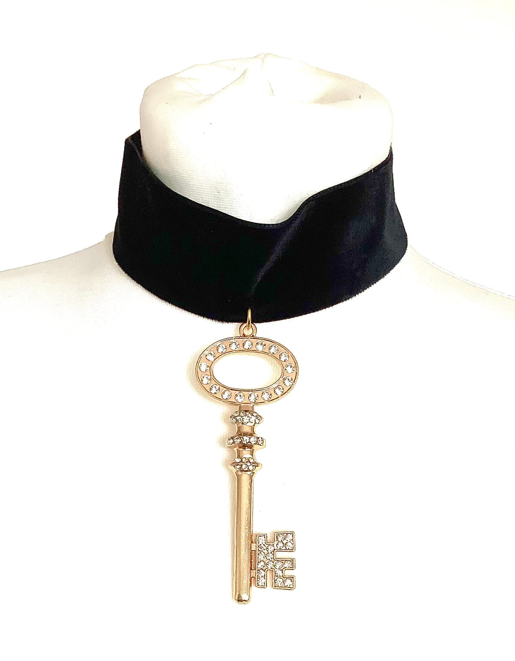 Choker with key sale