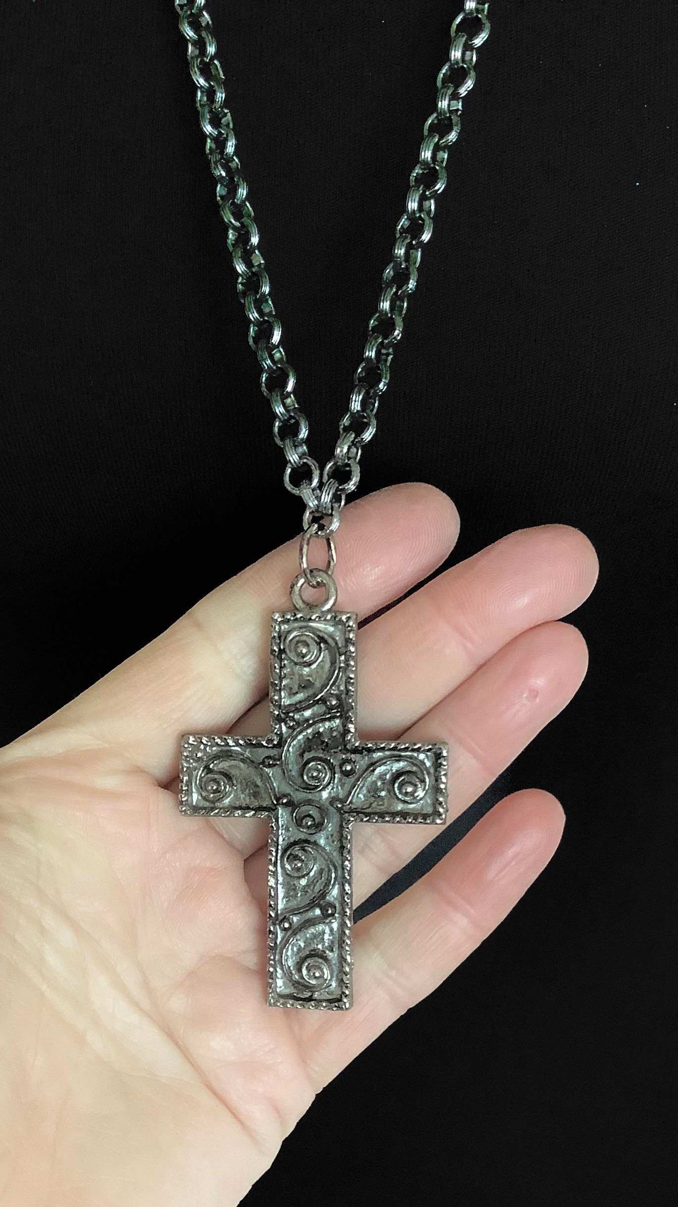 Vintage cross pendant deals
