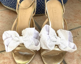 Dames Filles Blanc Sequin Bow Shoe Clips Bridal Shoe Bows