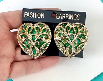 CLIP ON VIntage Green and Gold Heart Earrings