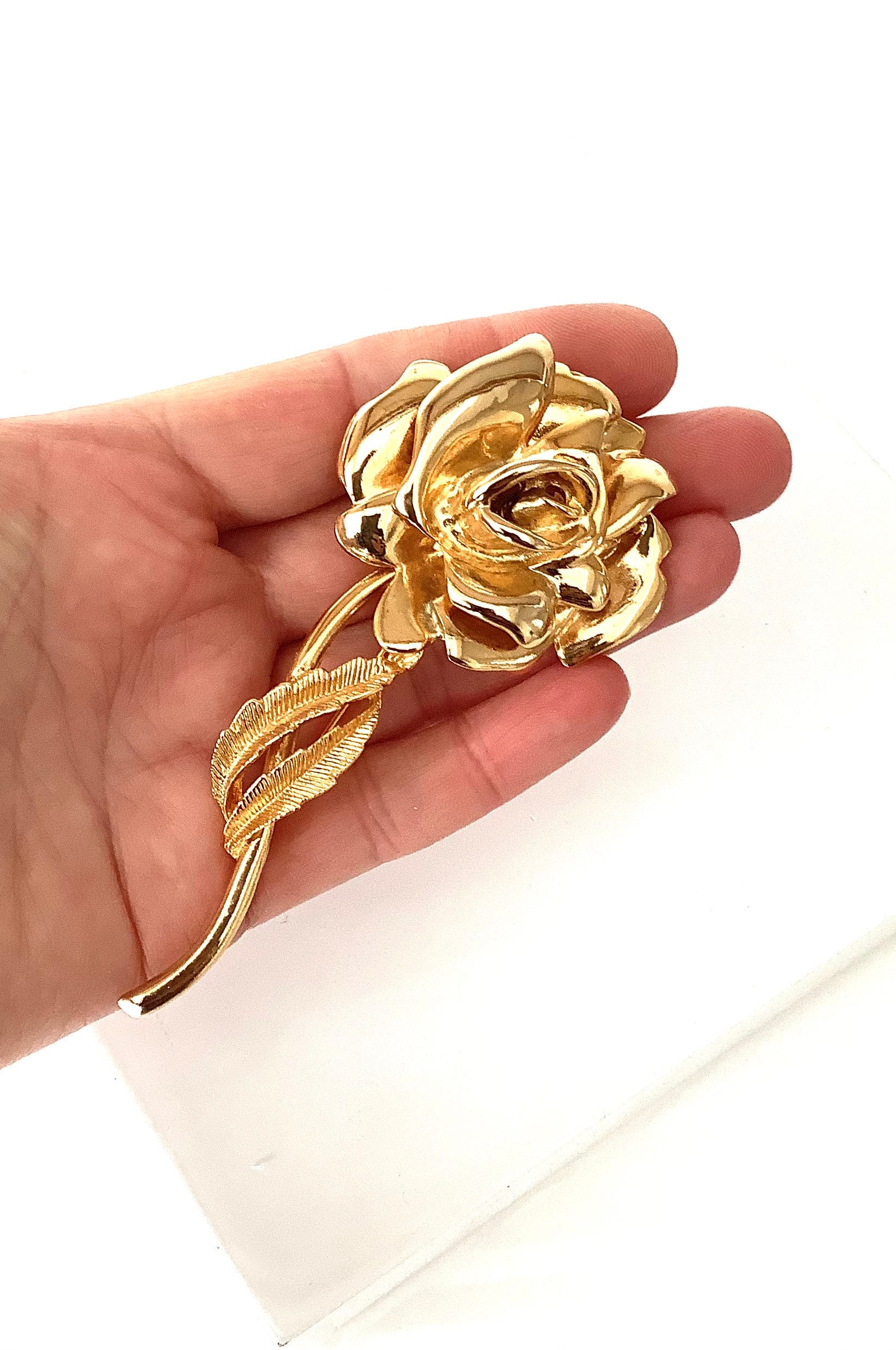 DEPILA Brooches Vintage Gold Color Rose Flower Brooch Elegant Pearl Flower  Brooch for Women Fashion Bouquet Suit Pins Clothing Jewelry Accessory Pins
