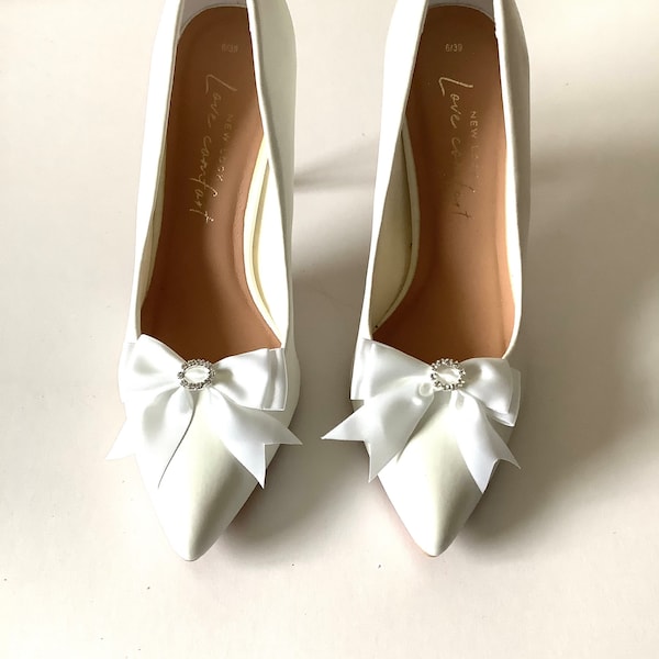 Ladies Girls White Satin and Diamanté Bow Wedding Christening Communion Bow Shoe Clips