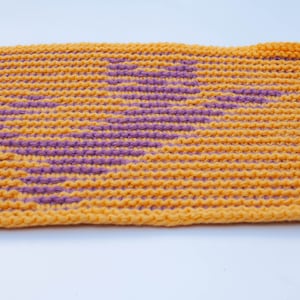 Illusion Knitting Pattern for &quot;Jumping Kitty&quot; as pdf: Make a washcloth or afghan square