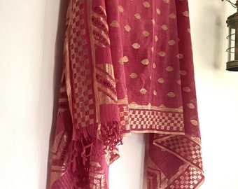 Beautiful dupatta stole for women. Indian dupatta for salwar kameez