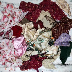 30 Pcs Colorful fabric remnants. Mixed bag Plain and Printed fabric scraps bundle Mix colors Assorted Fabric Remnants Scraps