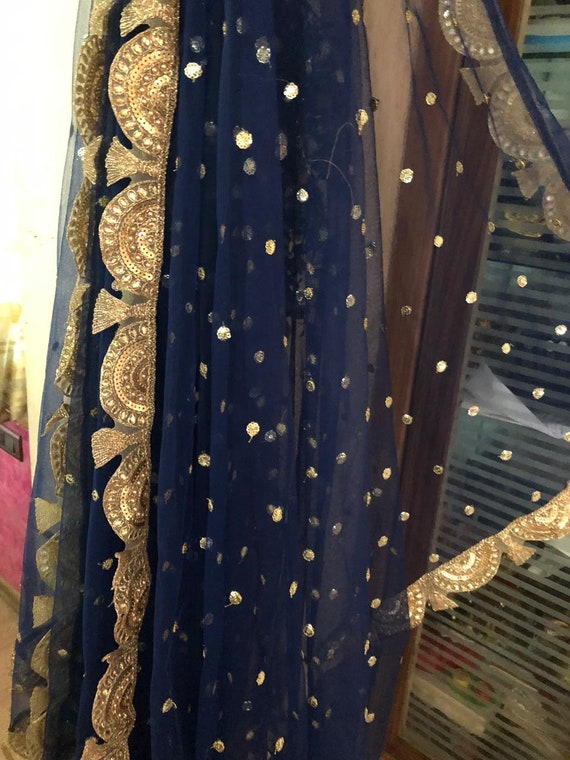 Net clearance dupatta dresses