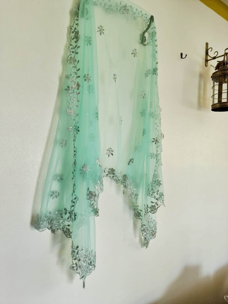 Net silver beaded dupatta for lehenga. Wedding embroidered beaded fancy dupatta. Indian bridal veil image 3