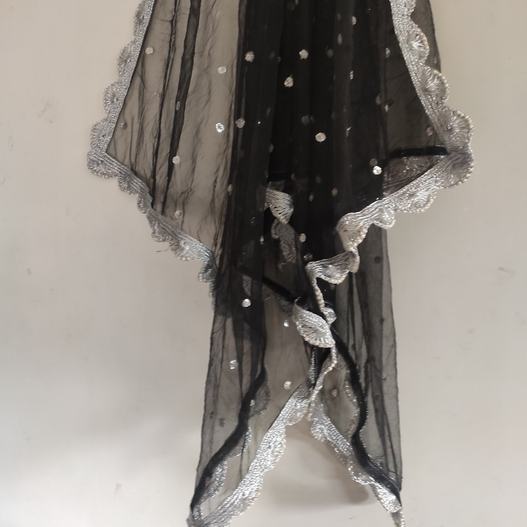 Shabnam Noir Dupatta - Black