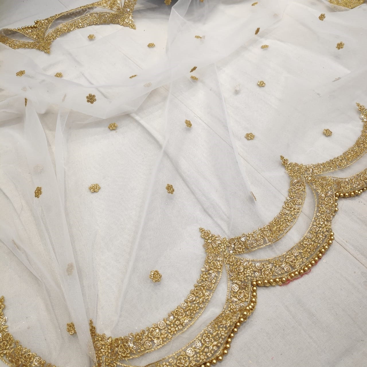 White Indian Bridal Dupatta Wedding Veil Net Beaded Border Etsy