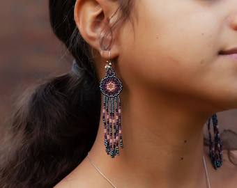 Small Dreamcatcher Earrings, Elegant Huichol Earrings, Native American Beaded Earrings, Traditional Beadwork, Amerindian Earrings, Autentic